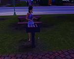 Ania przyrzdza Hot-Dogi w parku ;)