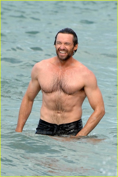 hugh jackman plays with kids 34   Kopia